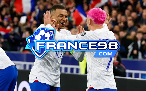 Đội tuyển Pháp ăn mừng chiến thắng cùng nhau