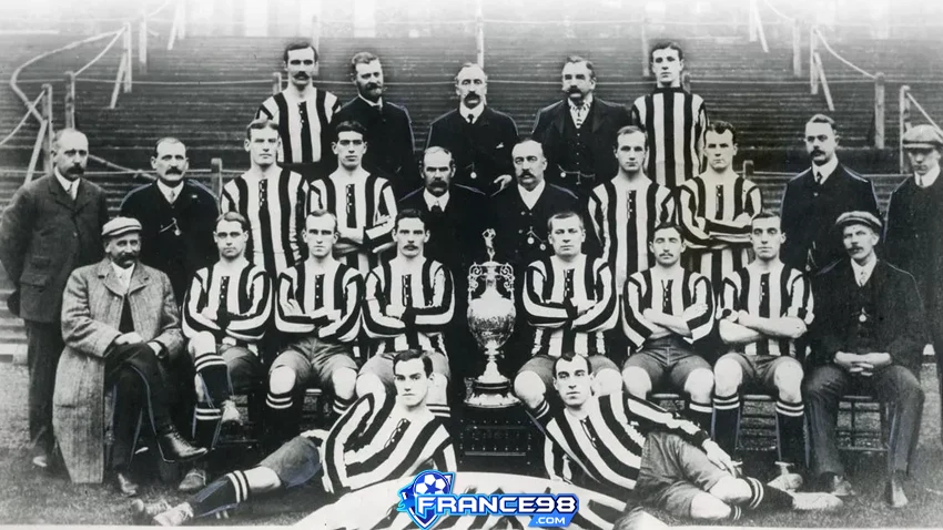 Bước đầu gặt hái thành công của Newcastle United (1903 – 1904)